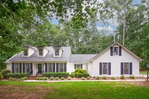 128 Laurel Ln, Pendleton, SC 29670
