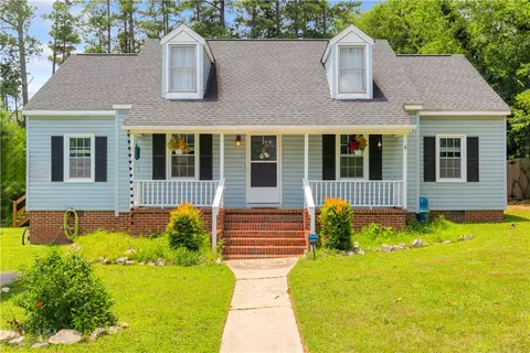506 Quincy Rd, Seneca, SC 29678