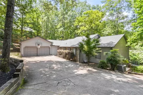 18 Hoppin John Ln, Taylors, SC 29687
