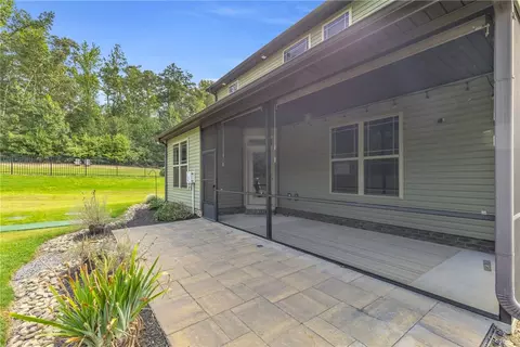 Exterior - 413 Oak Ridge Pl, Easley, SC 29642 photo 6 of 8