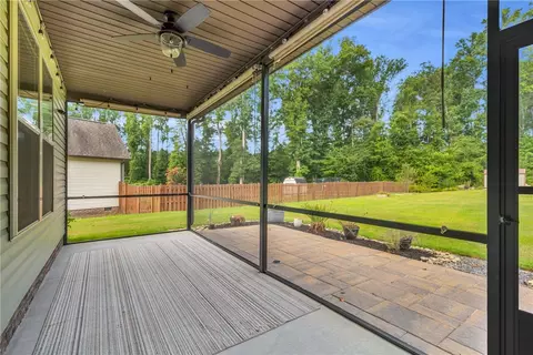 Exterior - 413 Oak Ridge Pl, Easley, SC 29642 photo 5 of 8