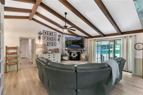 Living - 1402 Stonehurst Dr, Anderson, SC 29621 photo 1 of 1