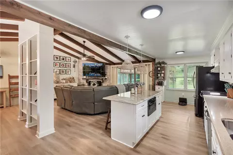 Kitchen - 1402 Stonehurst Dr, Anderson, SC 29621 photo 3 of 3