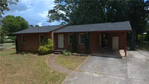 405 Keith Ln, Seneca, SC 29678