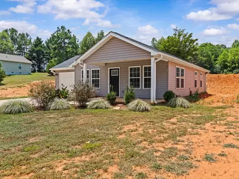 129 Fairfield Rd, Walhalla, SC 29691 photo 3