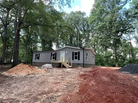 105 Russell Ct, Belton, SC 29627