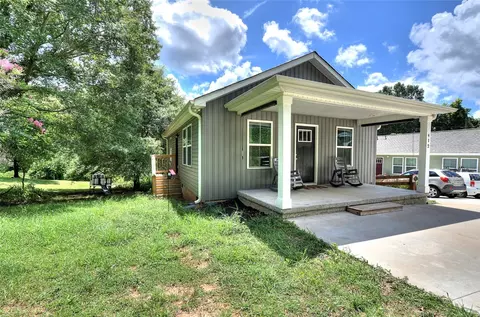 Exterior - 412 N Spring St, Walhalla, SC 29691 photo 3 of 8