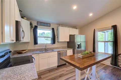 Kitchen - 412 N Spring St, Walhalla, SC 29691 photo 4 of 5