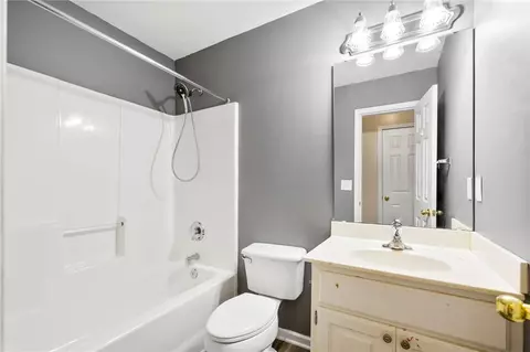 Bath - 7 Four Leaf Ct, Pelzer, SC 29669 photo 1 of 3