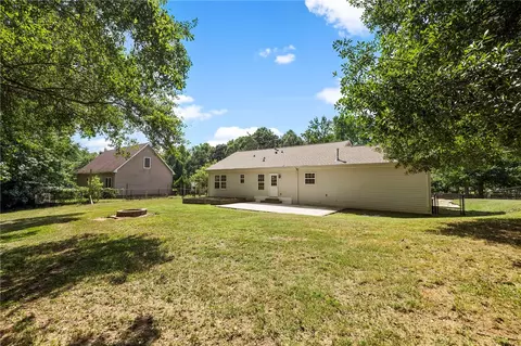 Exterior - 7 Four Leaf Ct, Pelzer, SC 29669 photo 9 of 9