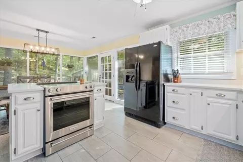 Kitchen - 319 Woodland Cir, Pendleton, SC 29670 photo 1 of 3