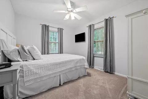 Bedroom - 319 Woodland Cir, Pendleton, SC 29670 photo 1 of 5