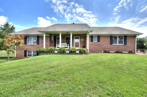 1363 Griffin Mill Rd, Easley, SC 29640