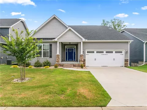 285 Foxbank Cir, Greer, SC 29651