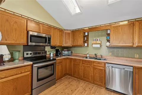 Kitchen - 105 Flagstone Dr, Easley, SC 29642 photo 1 of 4
