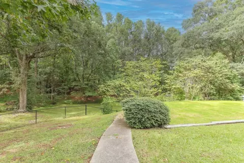 25 E Summit Dr, Ware Shoals, SC 29692 photo 22