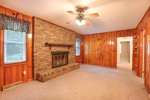 25 E Summit Dr, Ware Shoals, SC 29692 photo 9