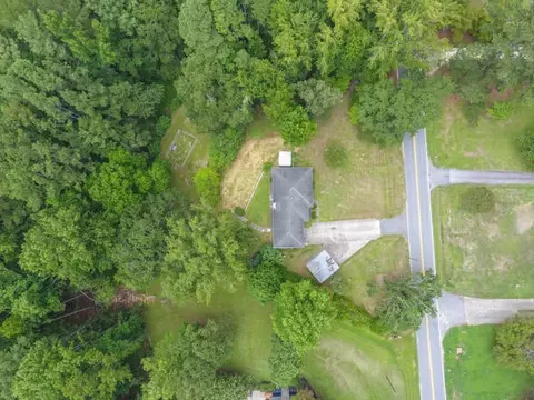 25 E Summit Dr, Ware Shoals, SC 29692 photo 32