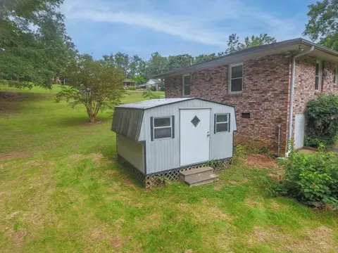 25 E Summit Dr, Ware Shoals, SC 29692 photo 24