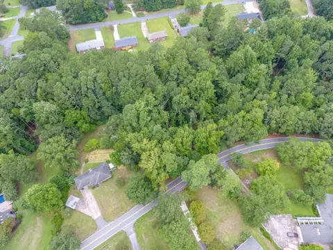 25 E Summit Dr, Ware Shoals, SC 29692 photo 33