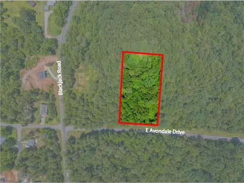 132 E Avondale Dr, Westminster, SC 29693 photo 2