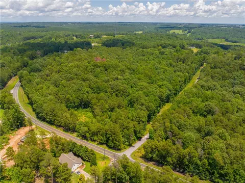 132 E Avondale Dr, Westminster, SC 29693 photo 17