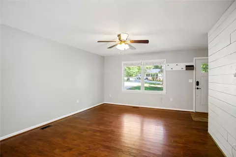 515 Hillside Dr, Walhalla, SC 29691 photo 6