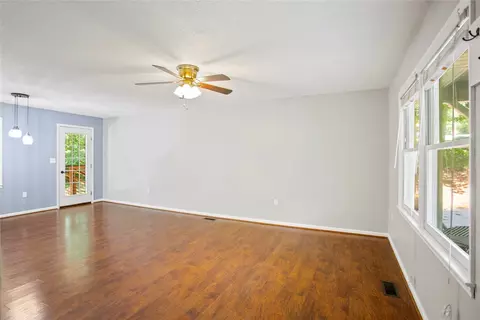 515 Hillside Dr, Walhalla, SC 29691 photo 5