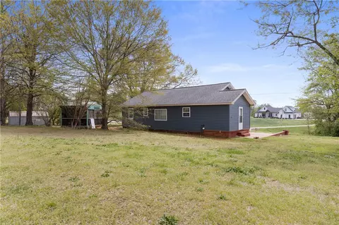 2012 Walhalla Hwy, Pickens, SC 29671 photo 2