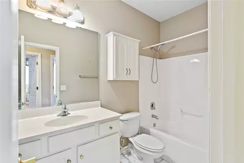 Bath - 202 Steepleton Way, Seneca, SC 29672 photo 2 of 2