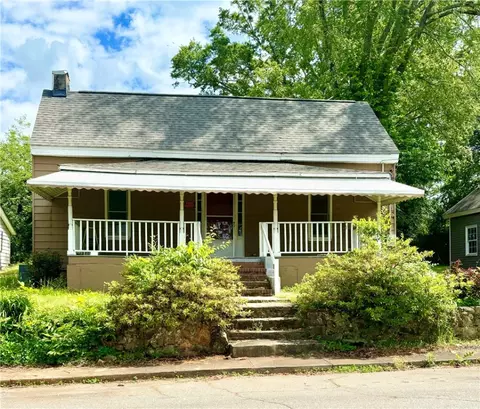 206 Henry M Turner St, Abbeville, SC 29620