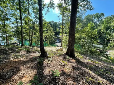 504 Northridge Pointe Dr, Seneca, SC 29672