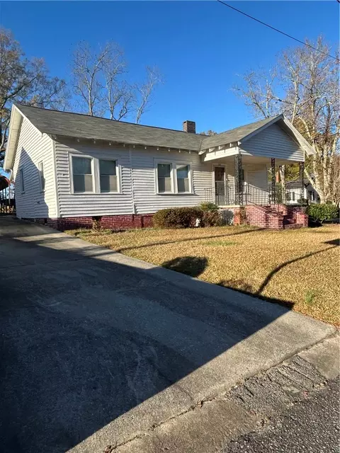112 Washington St, Belton, SC 29627