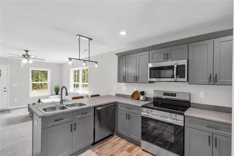304 Marcy Jo Dr, Honea Path, SC 29654 photo 7