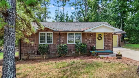 1104 Erskine Rd, Anderson, SC 29621