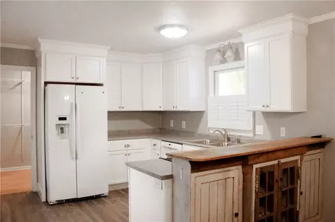 Kitchen - 102 Hampton Rd, Liberty, SC 29657 photo 2 of 6