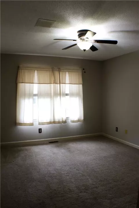 Bedroom - 102 Hampton Rd, Liberty, SC 29657 photo 4 of 5