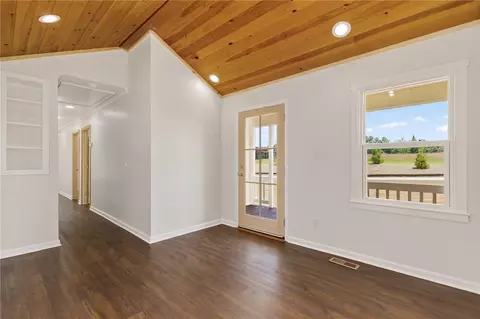 Entry Way - 629 Spearman Rd, Pelzer, SC 29669 photo 1 of 1