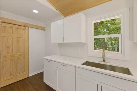 Kitchen - 629 Spearman Rd, Pelzer, SC 29669 photo 2 of 2