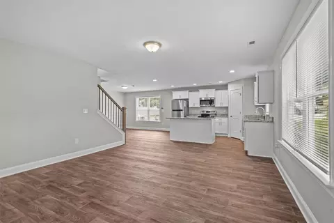 Living - 101 Mountain View Ave, Greer, SC 29650 photo 6 of 6
