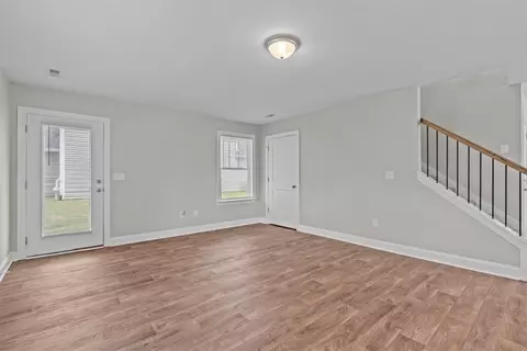 Living - 101 Mountain View Ave, Greer, SC 29650 photo 5 of 6