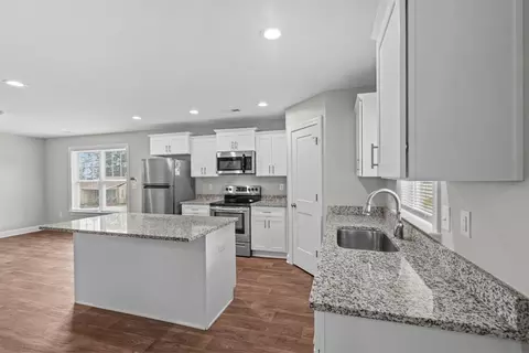 Kitchen - 101 Mountain View Ave, Greer, SC 29650 photo 2 of 3