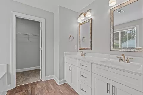 Entry Way - 101 Mountain View Ave, Greer, SC 29650 photo 3 of 3