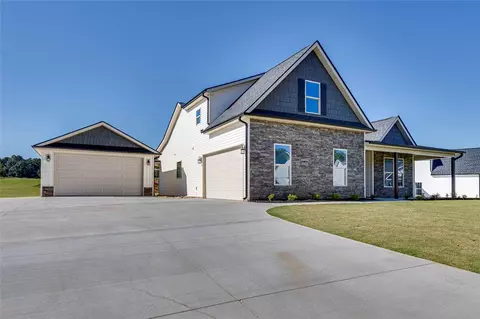 Exterior - 106 Old Glory Ct, Pickens, SC 29671 photo 3 of 7
