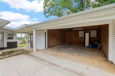 Other - 101 3rd Ave, Easley, SC 29640 photo 4 of 6