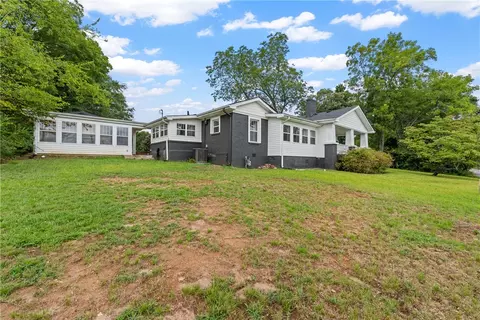 Exterior - 101 3rd Ave, Easley, SC 29640 photo 12 of 12
