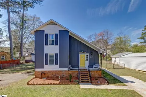 926 Smith Grove Rd, Easley, SC 29640