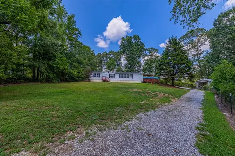 119 Pine Cir, Pelzer, SC 29669 photo 3