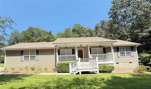 302 Forest Hill Dr, Westminster, SC 29693