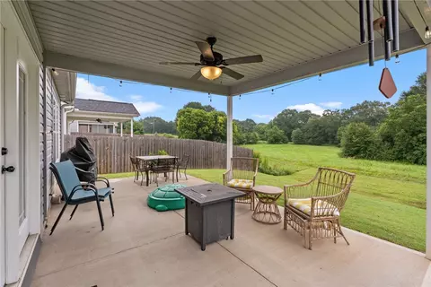 Exterior - 669 Spartan Commodor Ln, Inman, SC 29349 photo 4 of 6